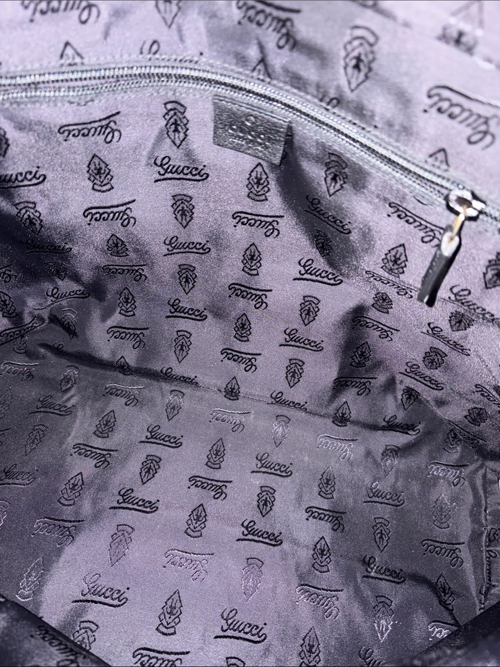 ✨Gucci Guccissima Large Joy Tote | Embossed GG Leather | Italy $1500 PRISTINE✨ - Picture 5 of 9